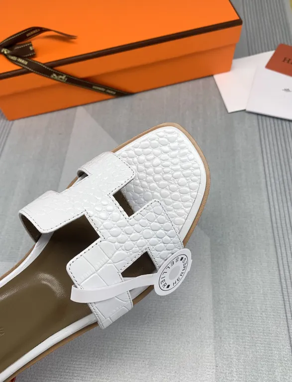 Hermes Shoe 